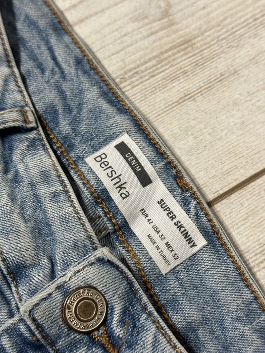 blugi bershka slim fit