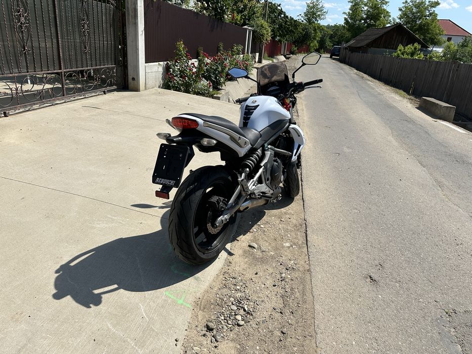 Kawasaki ER6N are si carte RAR