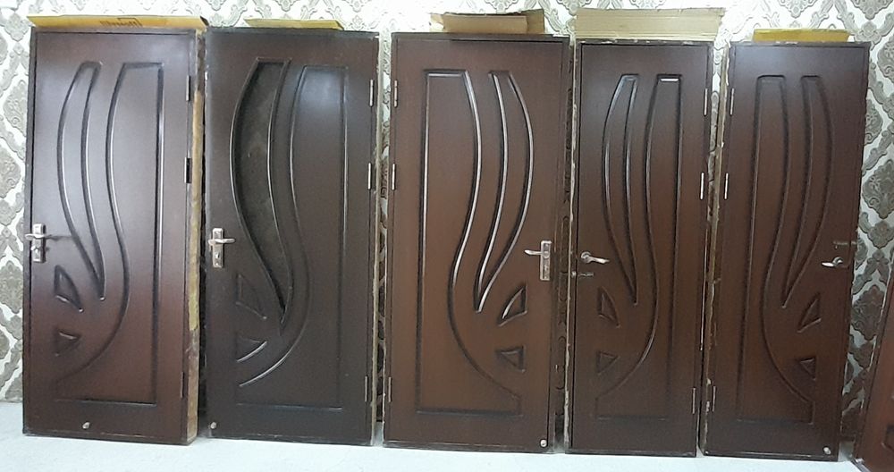 Продам двери б/у