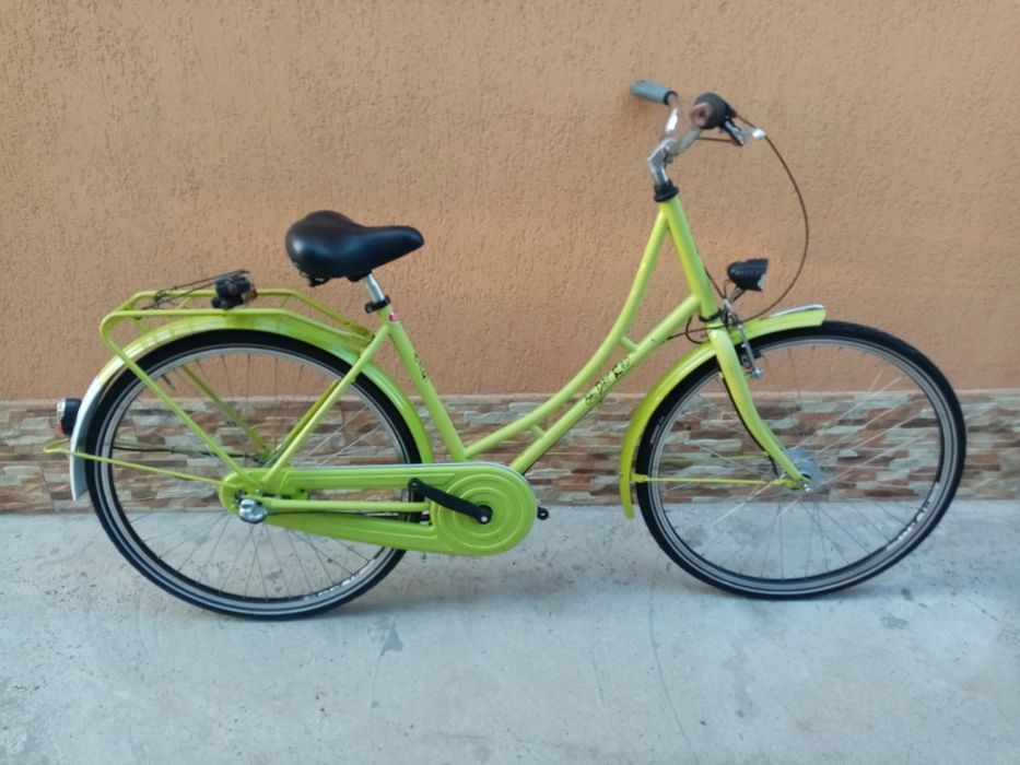 Bicicleta  dama cu dinam în butuc