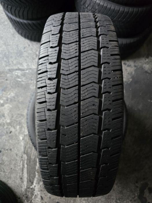 General 205/65 R16 C 107/105T MS all season