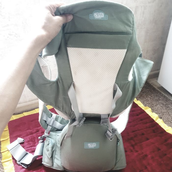 Продается каляска + кенгуру новый в подарок