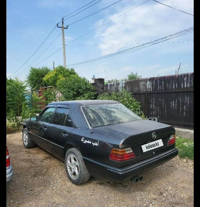 Продам Мерседес 124 срочно
