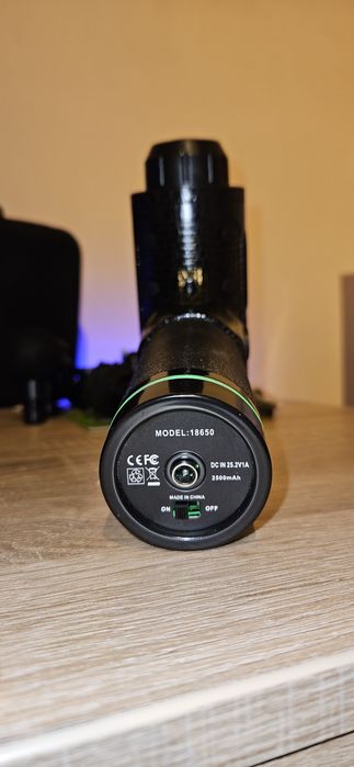 Aparat de masaj profesional cu 8 capete