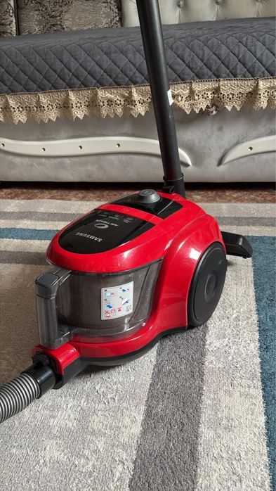 Продается пылесос