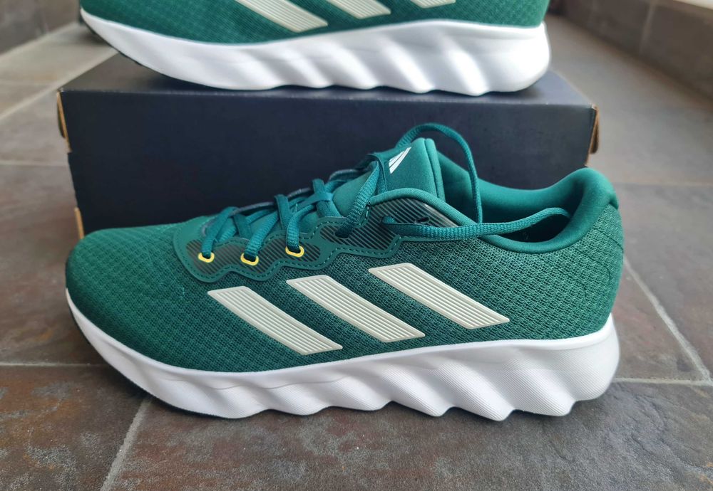 Adidas Нови маратонки