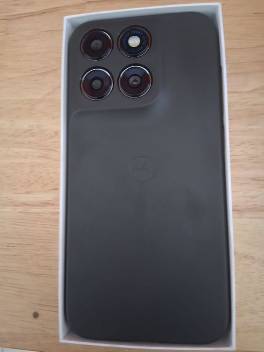 Motorola Moto G77 5G | 8GB RAM + 256GB | PANTONE Black Olive | Nou în cutie