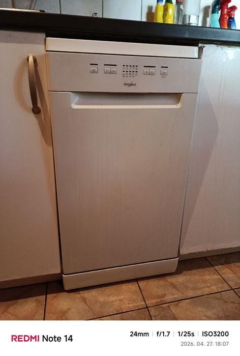 Vând masina de spalat vase Whirlpool  WSFE  2B19
