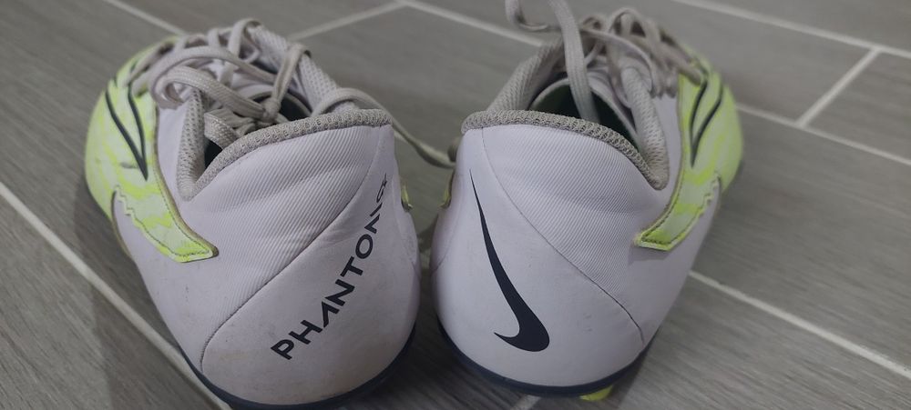 Футболни обувки, бутонки nike phantom