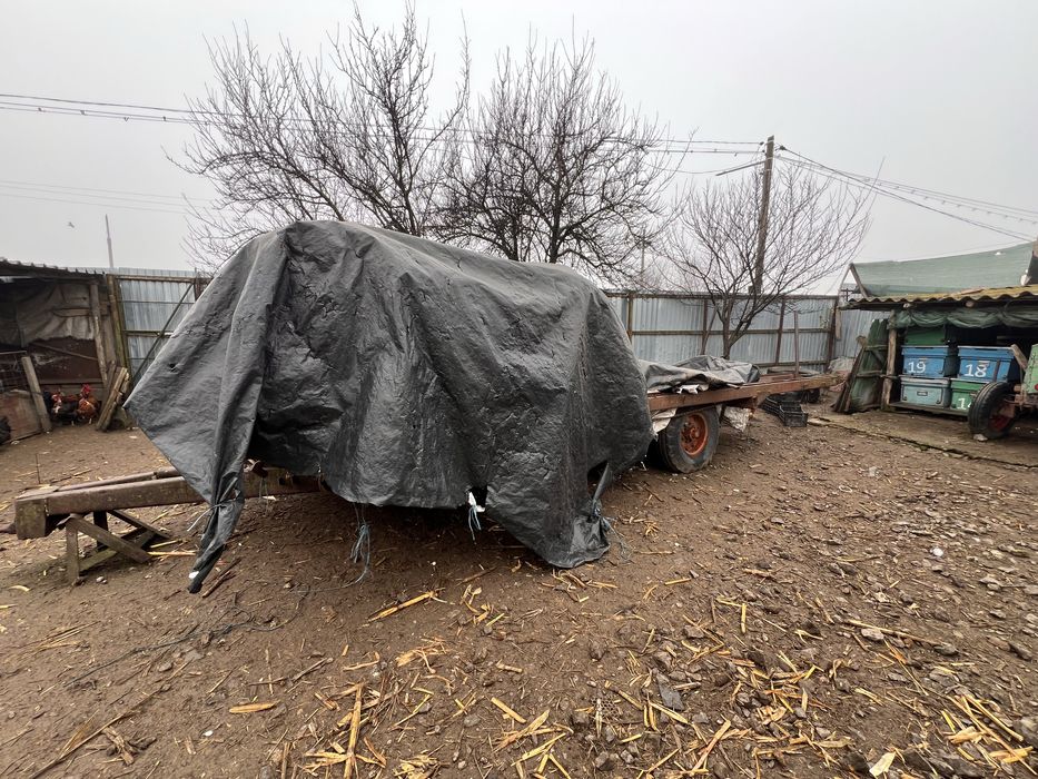 Tractor Universal 650