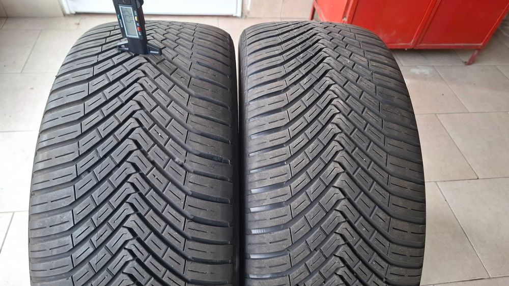 2бр. Всесезонни гуми Continental 255/45/18