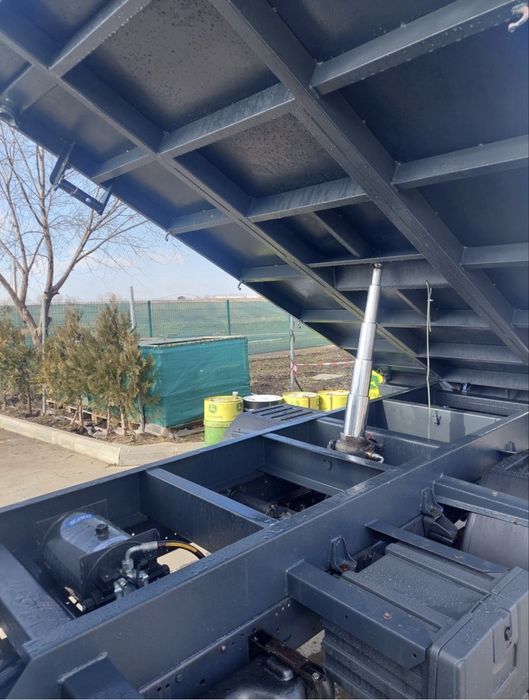 Iveco Daily 35c15 Basculabil pe cutie!!