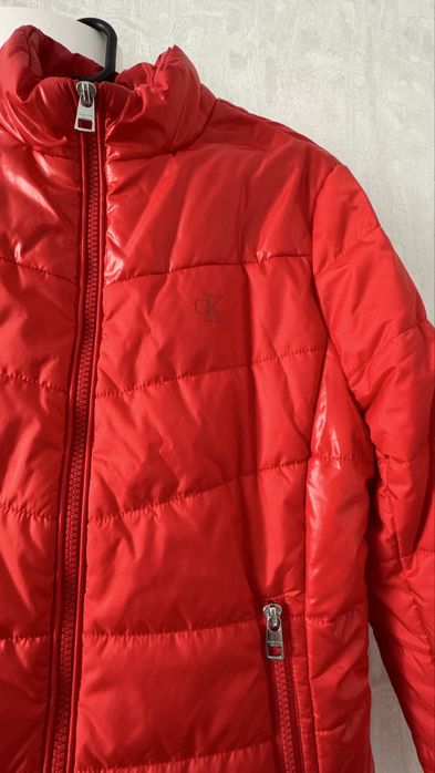 новая куртка Calvin Klein