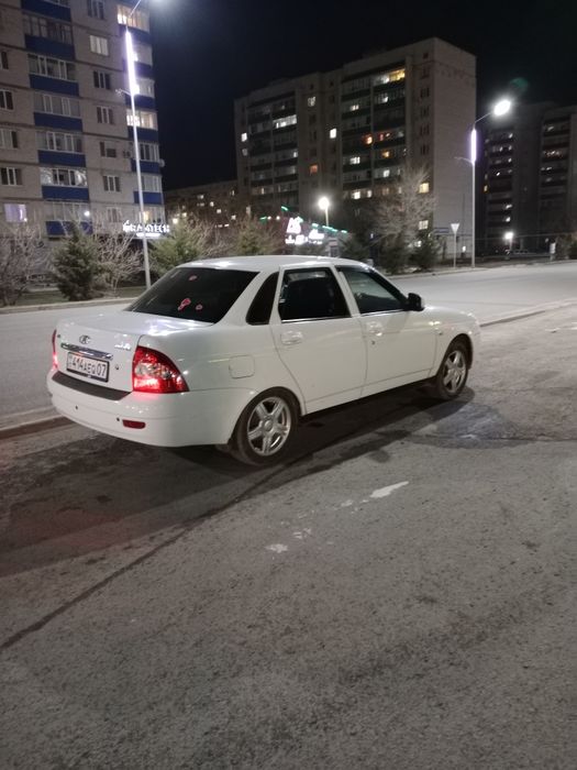 Продам хорошую машину