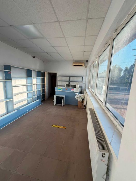 Spațiu comercial de închiriat – Hunedoara, zona OM