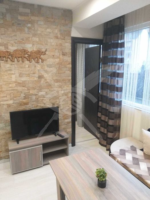 Дава се под наем Двустаен апартамент в Варна, Гранд Мол Варна - 33 кв.м за 350 € - Снимка #2