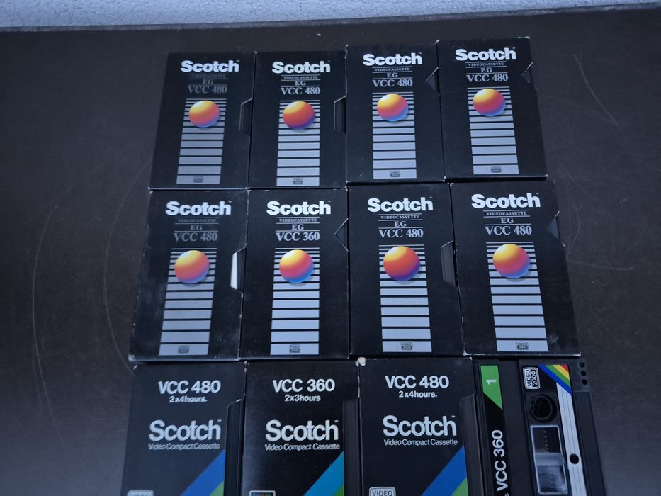 Vând 12 casete video 2000 VCC Scotch ,360,480 minute. 2×3h,2x4h filme