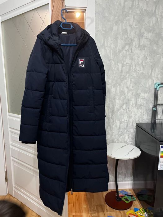 Продам зимнию женскую куртку 42-44рр бу