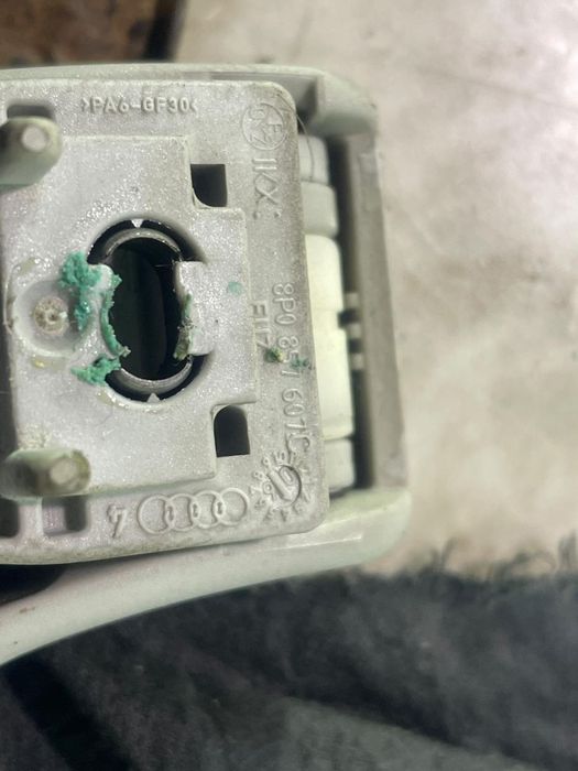 Maner plafon 8p0857607c Audi A3 8P/8PA [facelift] [2004 - 2008] 2.0 t