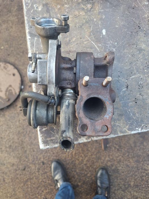 Vând turbosuflanta ford festa  1.4 TDCI cod 54341014861