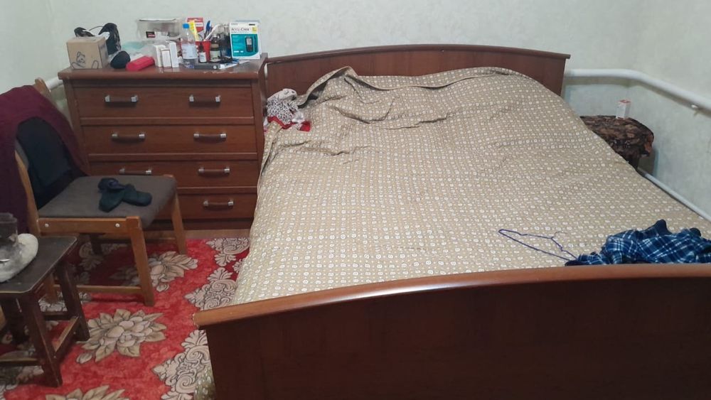 Спальный гарнитур