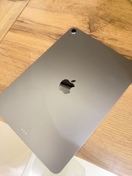 Apple iPad Air 13 8/256 gb