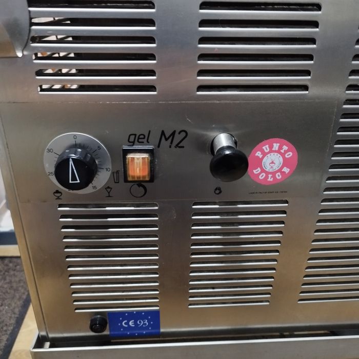 Vitrina de inghetata