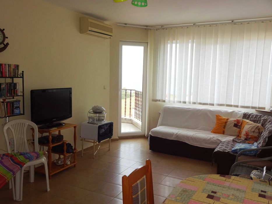 Тристаен апартамент с невероятна морска панорама