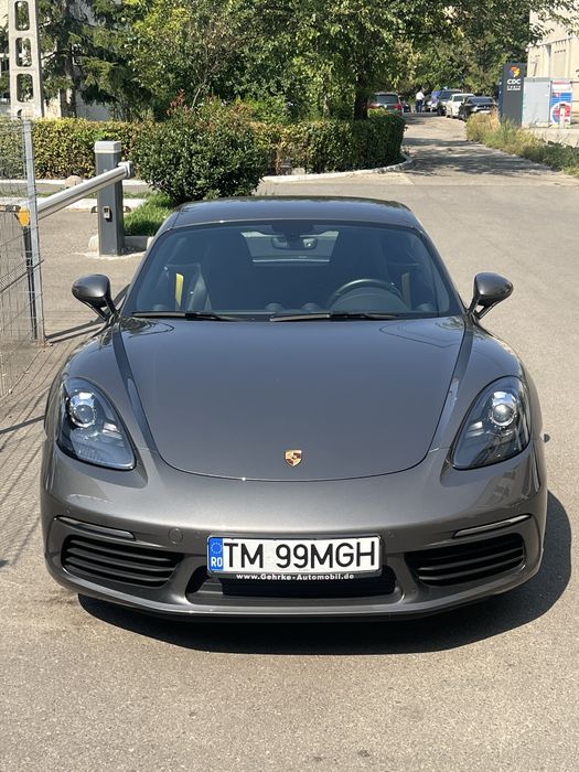 Porsche cayman 718