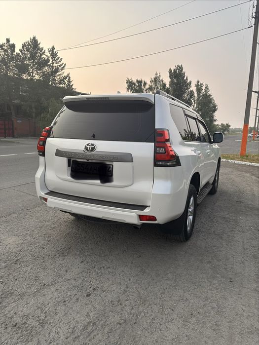 Автомобиль Toyota Prado 150