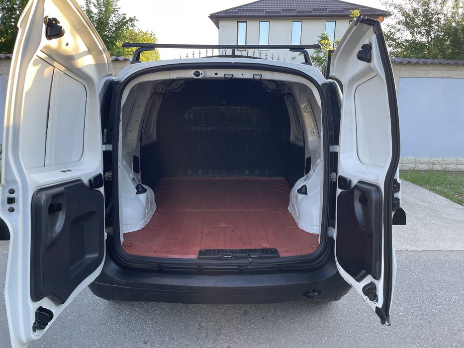 De vanzare dacia logan van 2012 euro 5 1.5 dci 90 cp