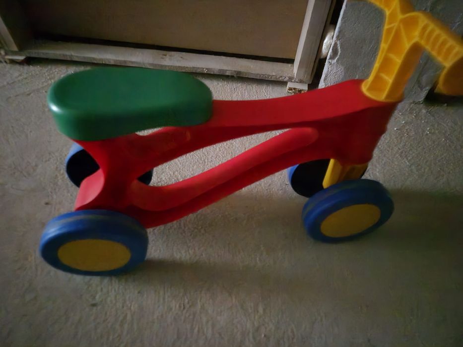 Детски играчки по 10лв.