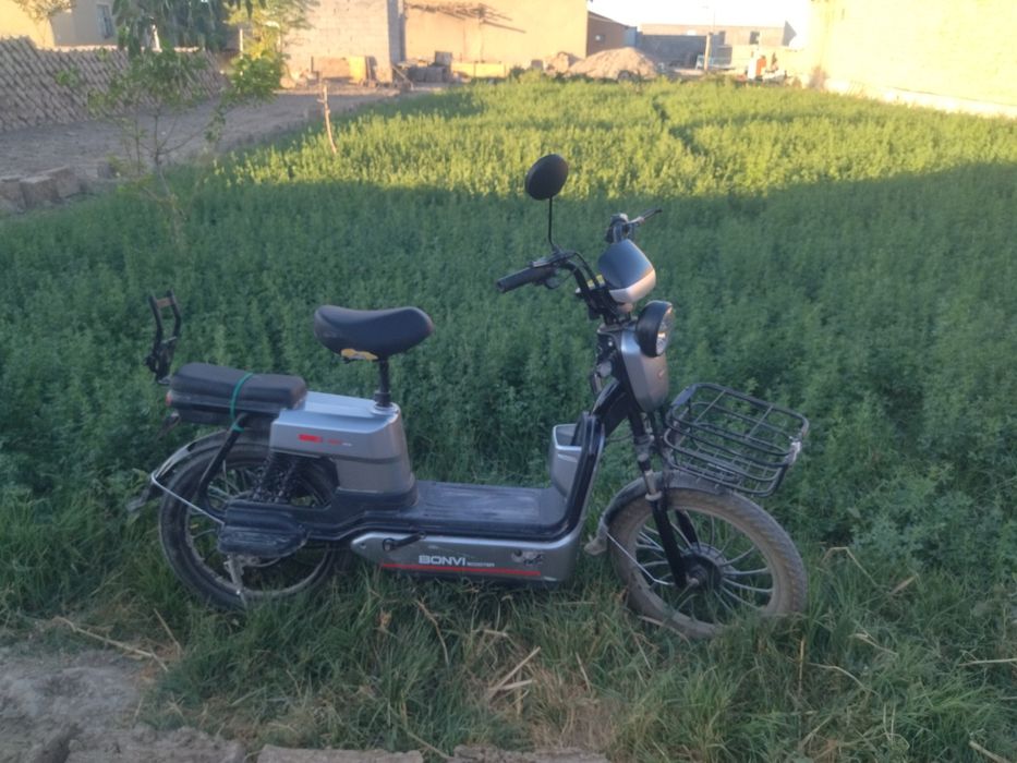 1 oy minilgan skuter sotiladi