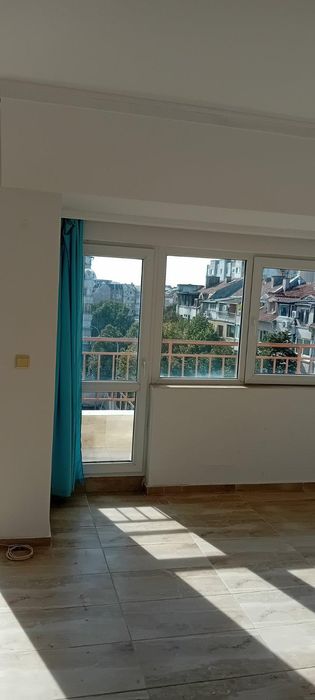 Дава се под наем Двустаен апартамент в Бургас, Възраждане - 62 кв.м за 255 € - Снимка #5