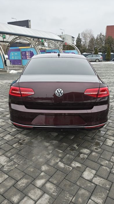 Volkswagen Passat 2.0 TDI Highline DSG LED piele