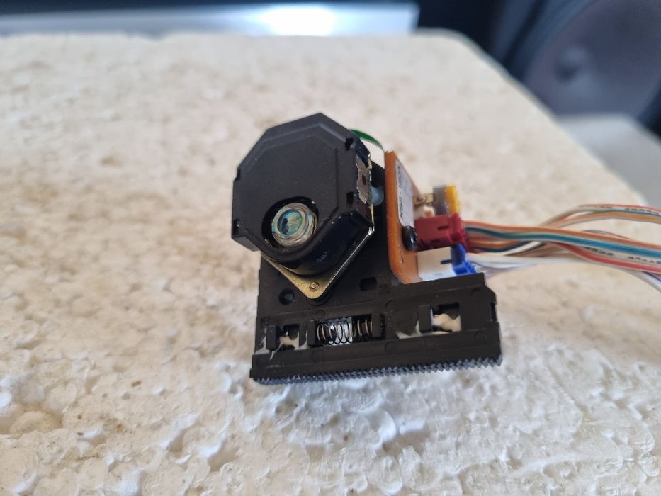 Laser Optic Original Sony KSS-150A. Perfect functional. Impecabil.