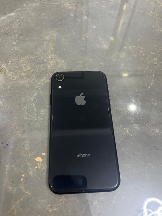 Iphone xr 64 гб.