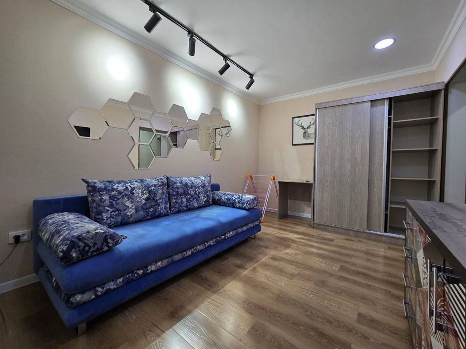 Продаётся 1/1/4 квартира на улице Юнус Раджабий,ор Космонавты