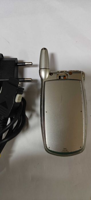 Telefon cu clapeta LG G7100