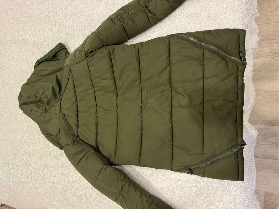 Продам зимнюю куртку