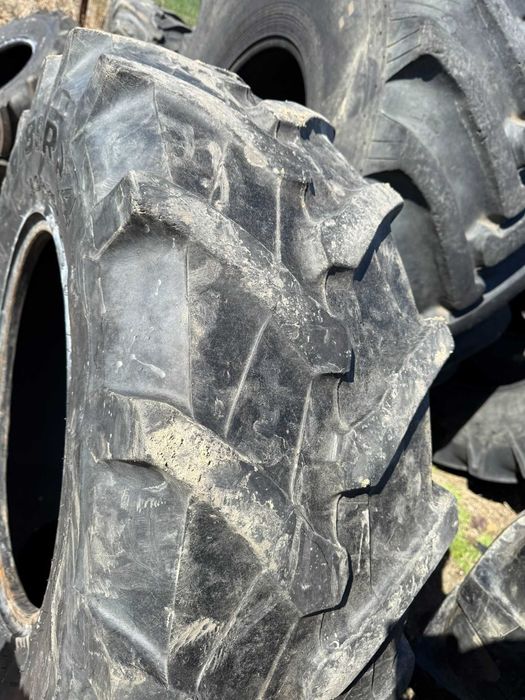 Cauciuc 14.9 r24 Pirelli