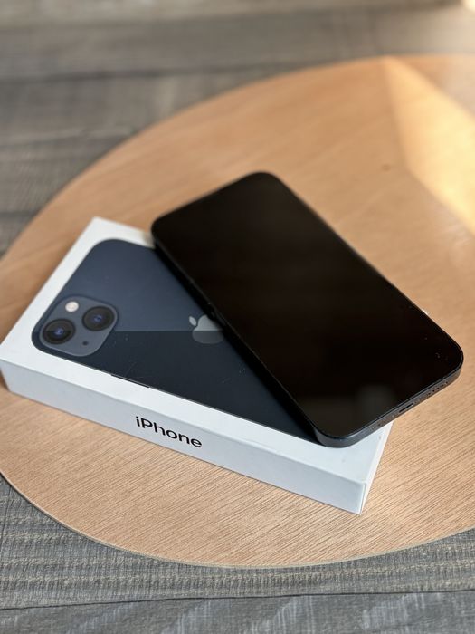 IPhone 13 черный
