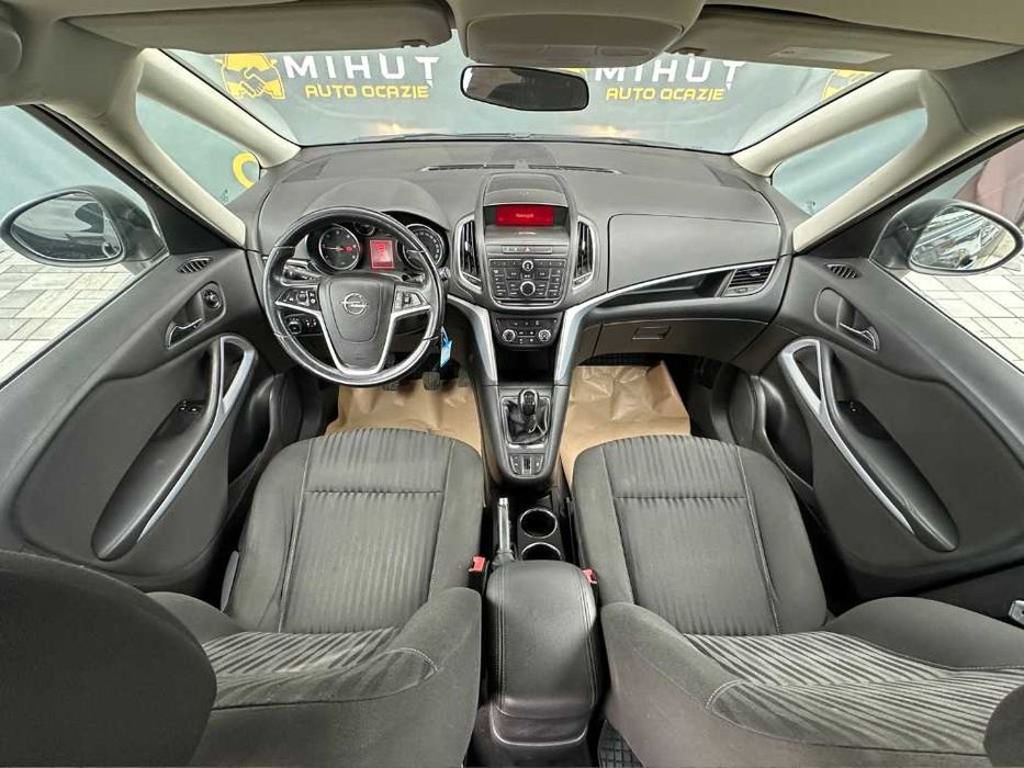 Opel Zafira 2.0 Diesel | 110cp | Rate Fixe | Euro 5 | 7 Locuri |