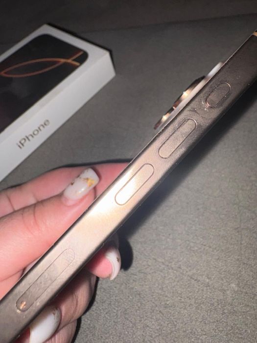 Продам apple iphone 16pro max 256