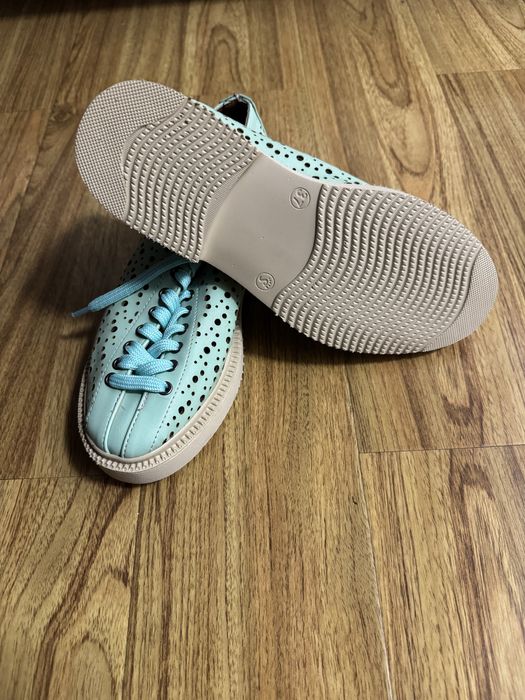 Pantofi perforați mint, mărimea 37 – noi, nepurtați
