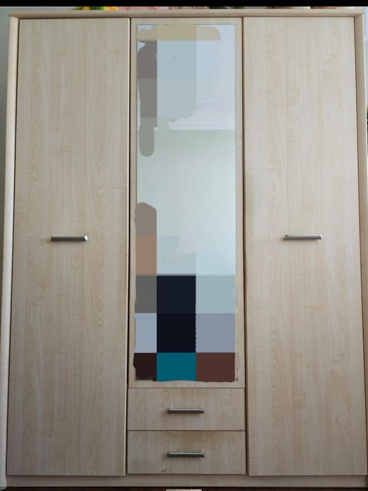 Продается шкаф для одежды