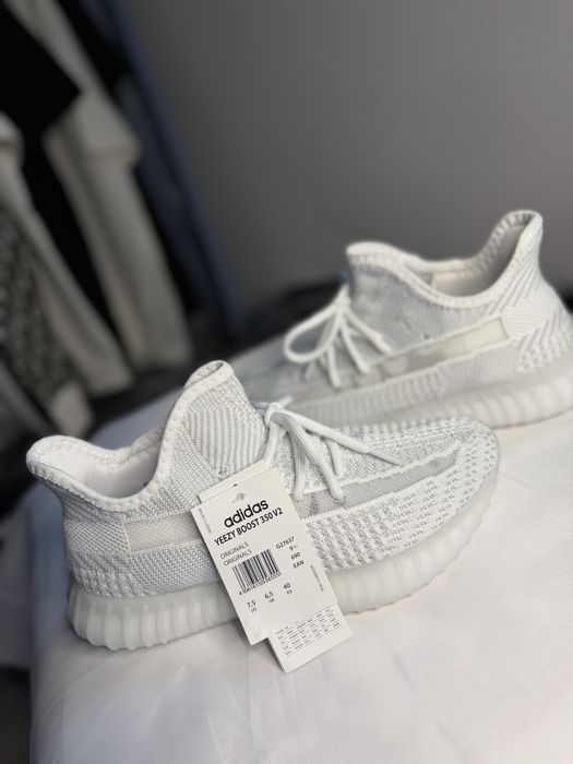 Yeezy femei- Livrare personala P.Neamț/Bacau