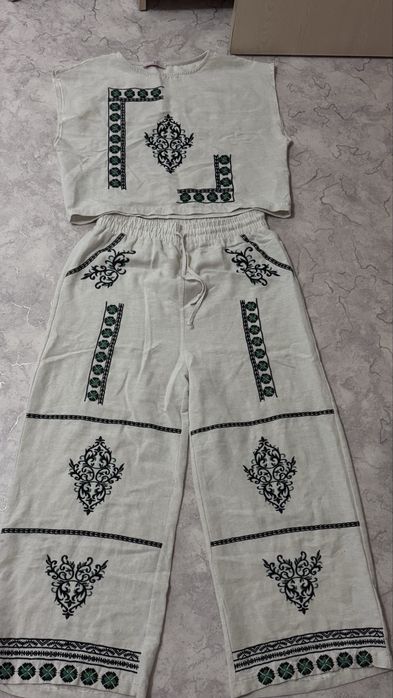 Женский платья кастюмы пиджаки кофты арзан багада сатылады!