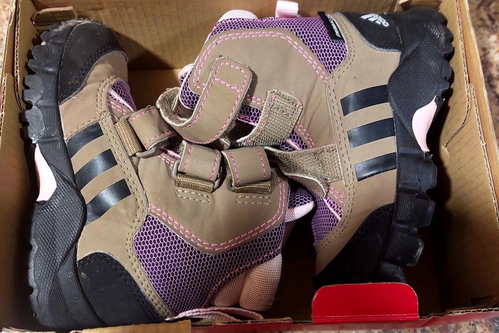 Оригинални боти Адидас