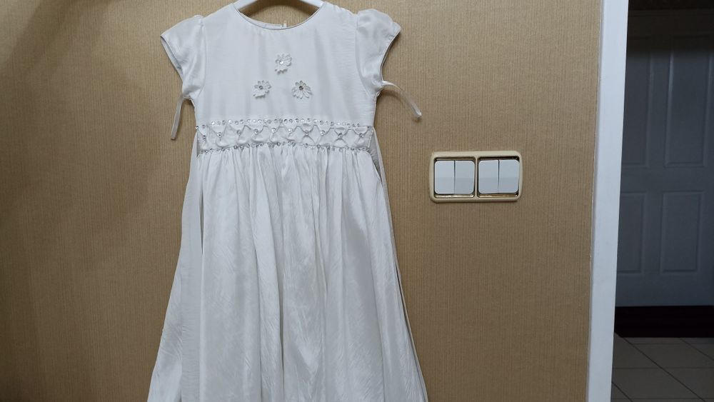 Продам платья для девочки